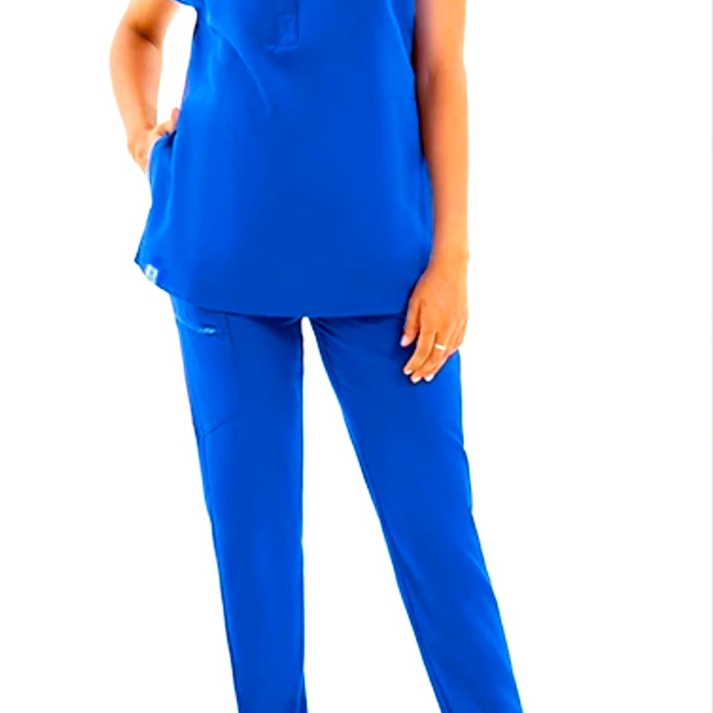 Scrubs set